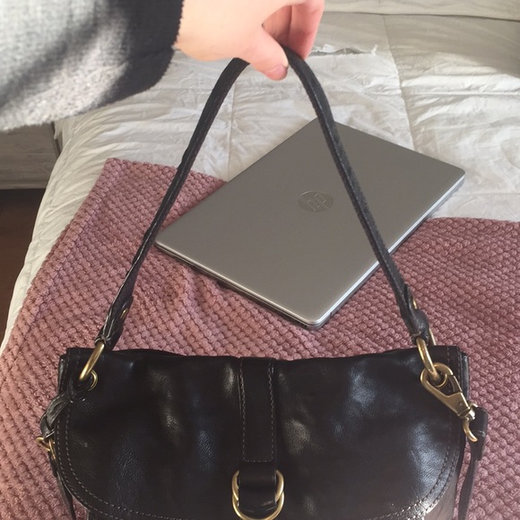 Fossil Leather Crossbody Purse - Picture 13 of 13